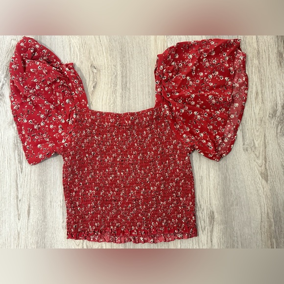 Red Top - Picture 2 of 3